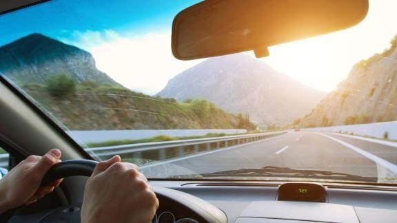 Things to Know When Rent a Car for Road Trip